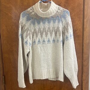 American Eagle Outfitters Cream and Gray Knit Sweater